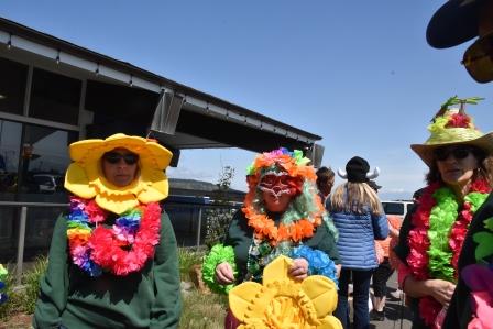 Susan, Donna and Debbie Parade